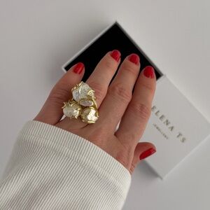 728 Elegant Pearl Women's Ring